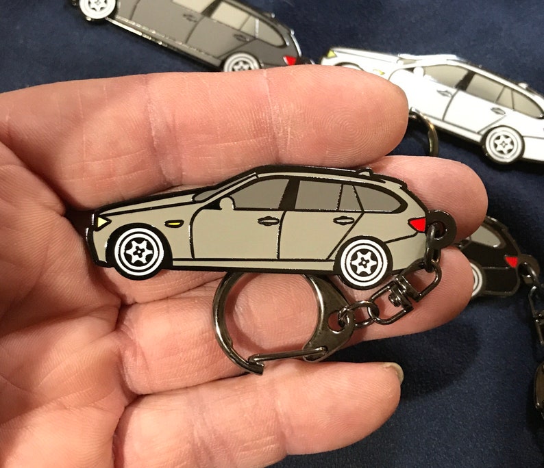 BMW Enamel Keychain for Touring Wagons (E91, E36) - 6 Colors (SILVER)