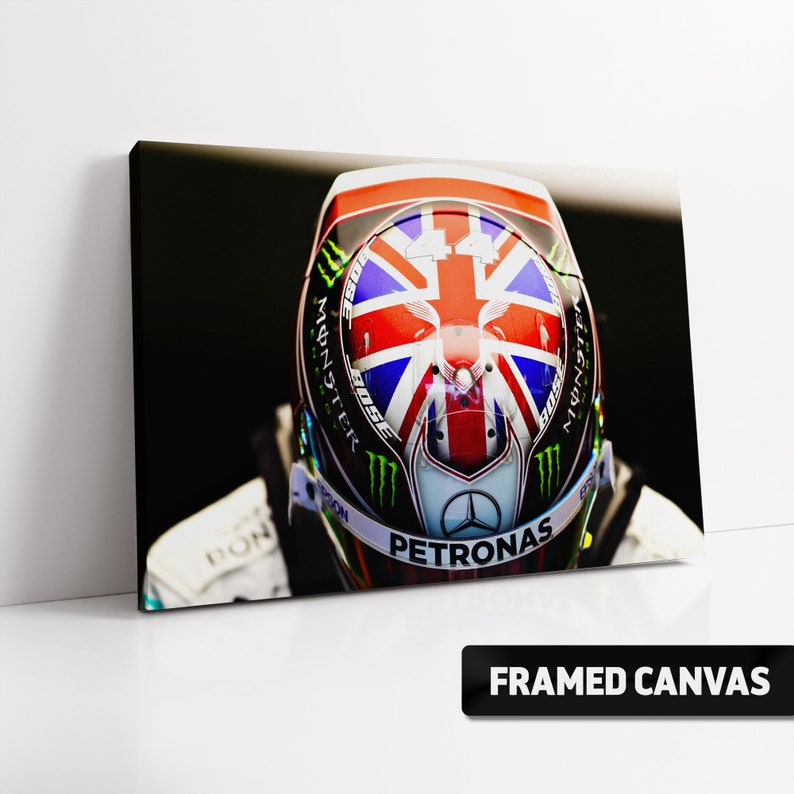 Canvas Print: Hamilton's Silverstone Union Jack Helmet_driver_clothing_drivi.store