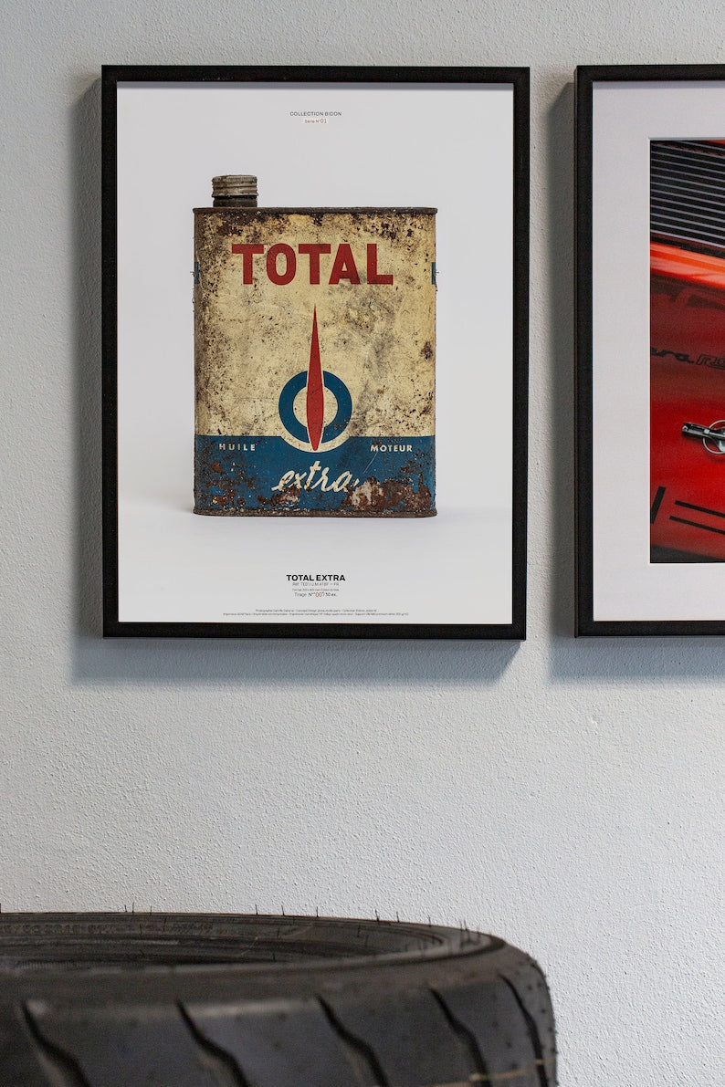 Nostalgic Oil Can Wall Art for Car Aficionados